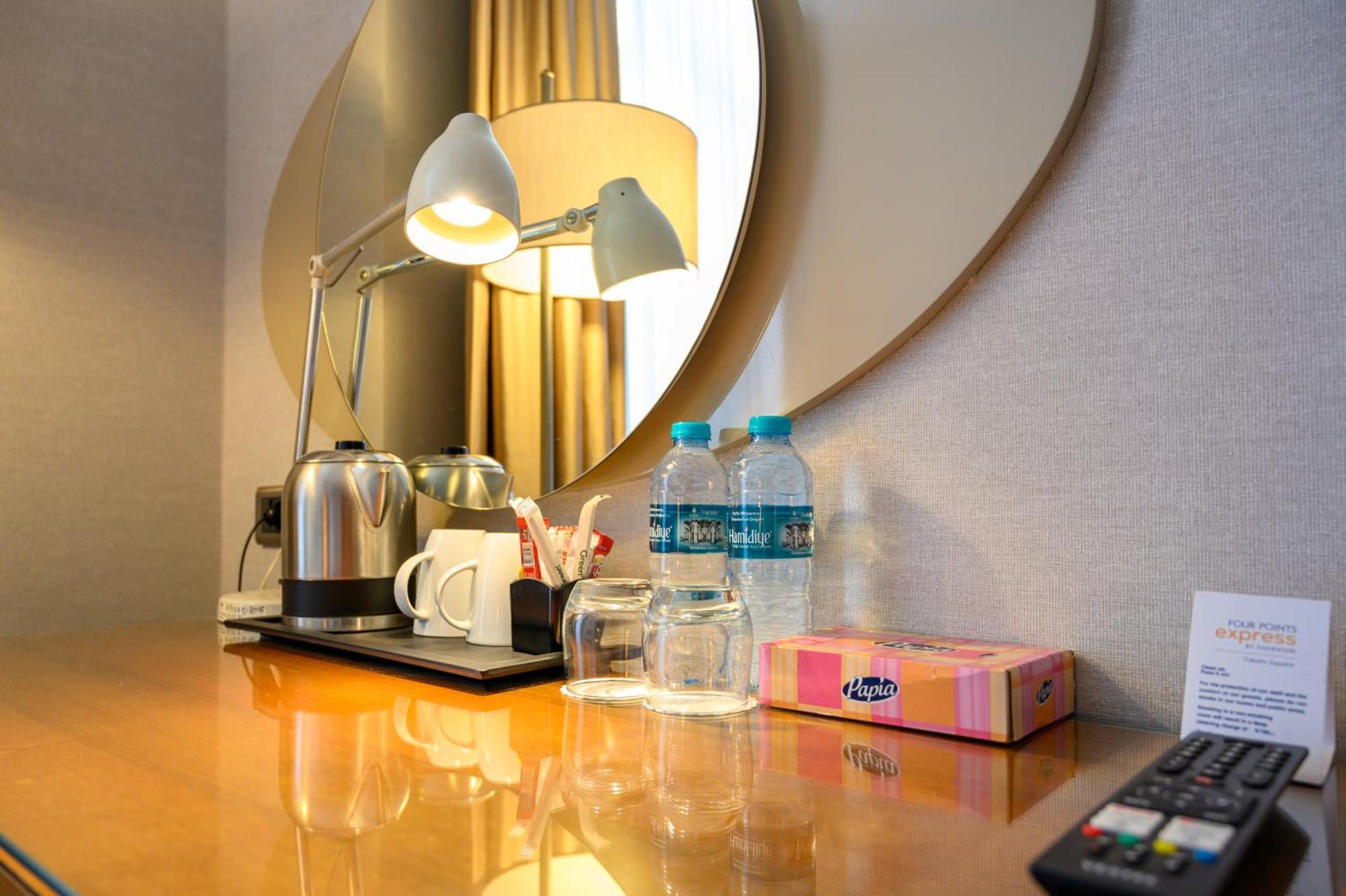 Four Points Flex By Sheraton Istanbul Taksim Square Exteriör bild