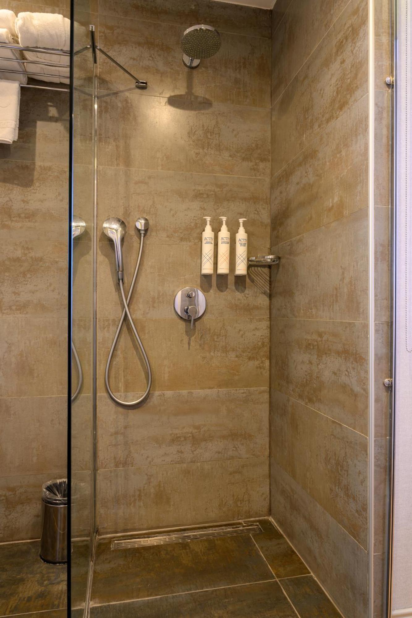 Four Points Flex By Sheraton Istanbul Taksim Square Exteriör bild