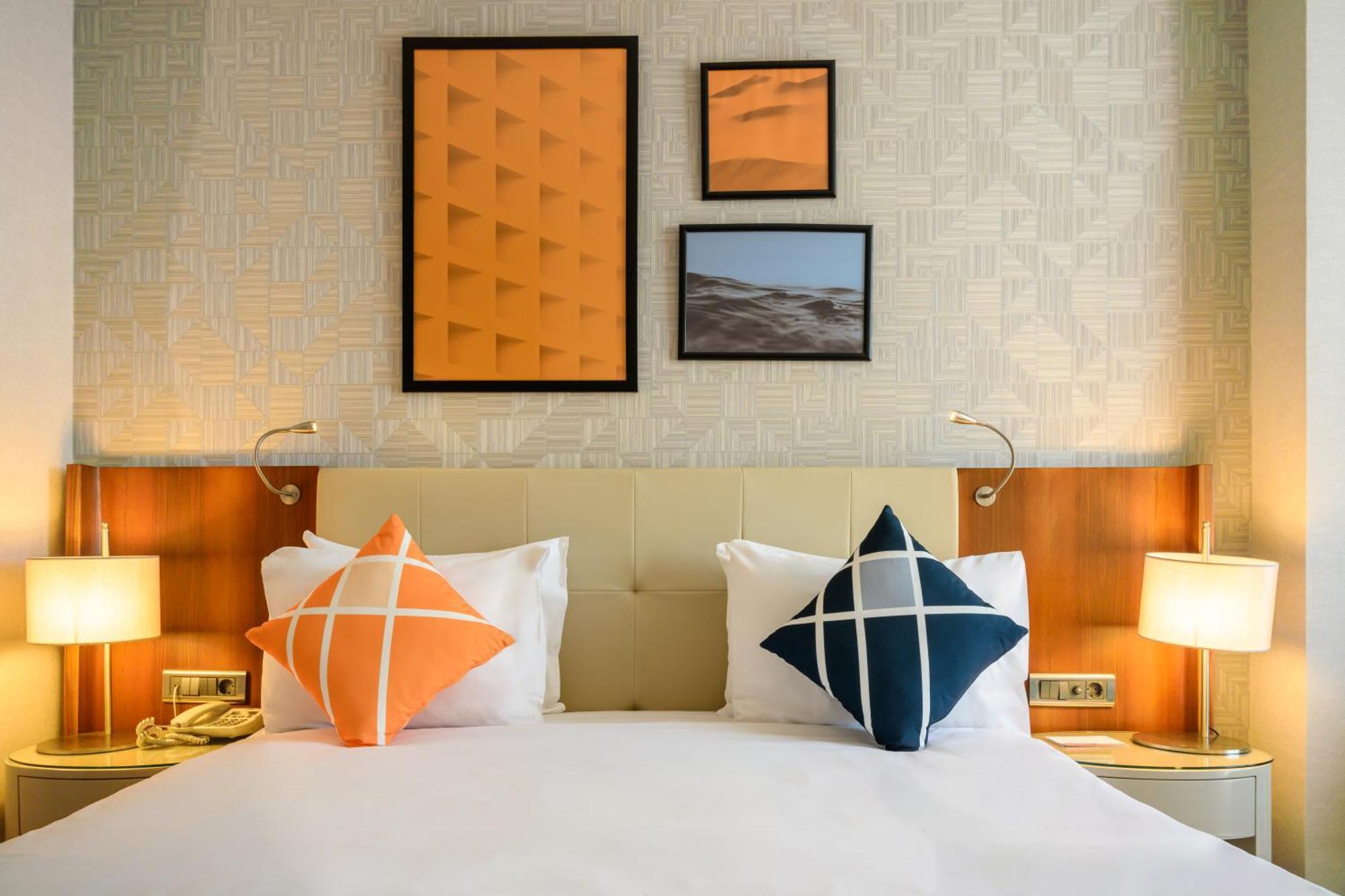 Four Points Flex By Sheraton Istanbul Taksim Square Exteriör bild