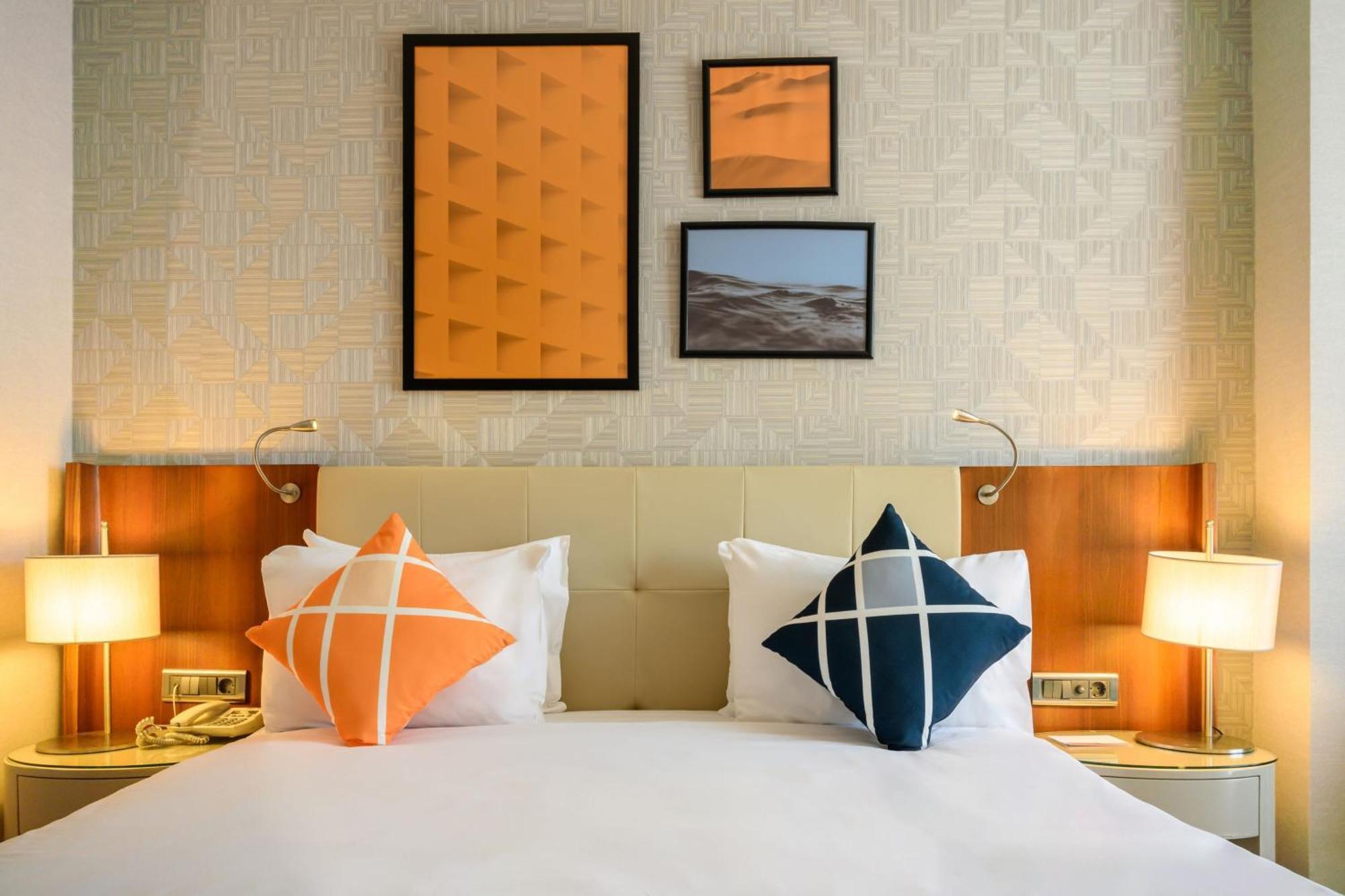 Four Points Flex By Sheraton Istanbul Taksim Square Exteriör bild