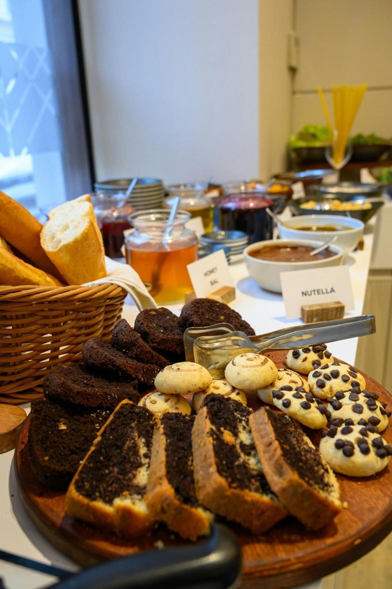 Four Points Flex By Sheraton Istanbul Taksim Square Exteriör bild