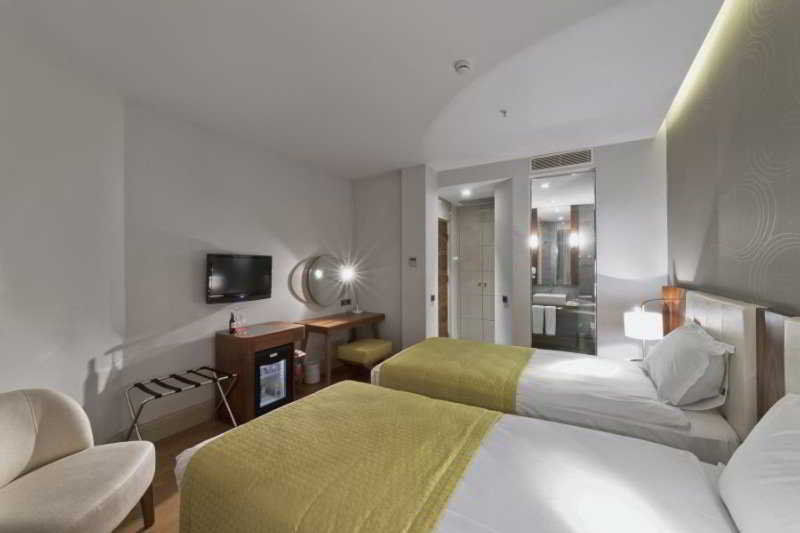 Four Points Flex By Sheraton Istanbul Taksim Square Exteriör bild